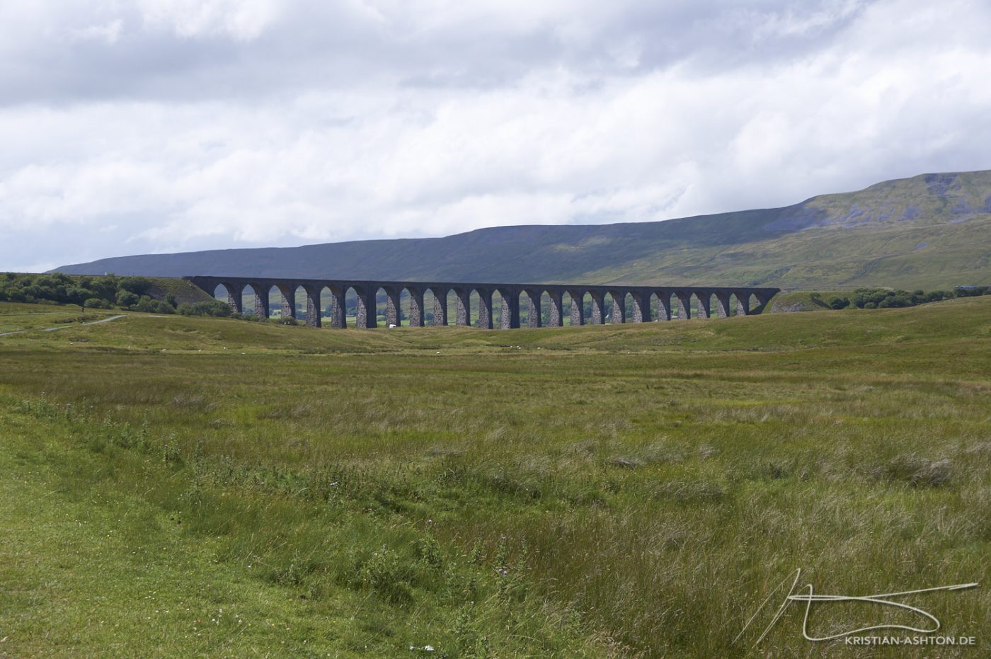 Das Ribblehead-Viadukt - das längste Viadukt im Verlauf der Bahnstrecke Settle–Carlisle